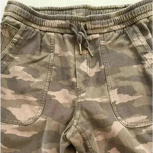 Athleta Women’s Joggers Combat Khaki Brown Tan drawstring waist pockets 6